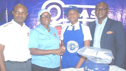 (L-r): Ganiyu Azeez, head, Marketing and LPG, OVH Energy Marketing Limited; Mrs. Olaposi Williams, Acting CEO; Miss. Emmanuella Walison, winner, O-GAS Teens Can Cook National Competition Grand Finale and Student of Niger Delta Science School, Port-Harcourt, Rivers State, and Dapo Adesina, president, Nigerian Liquefied Petroleum Gas Association (NLPGA), during the grand finale of O-Gas Teens Can Cook competition, in Lagos recently.